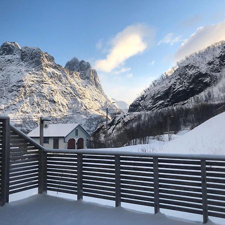 Vacation Home In Fjordgard With Views Of Segla And The Fjord Exterior foto